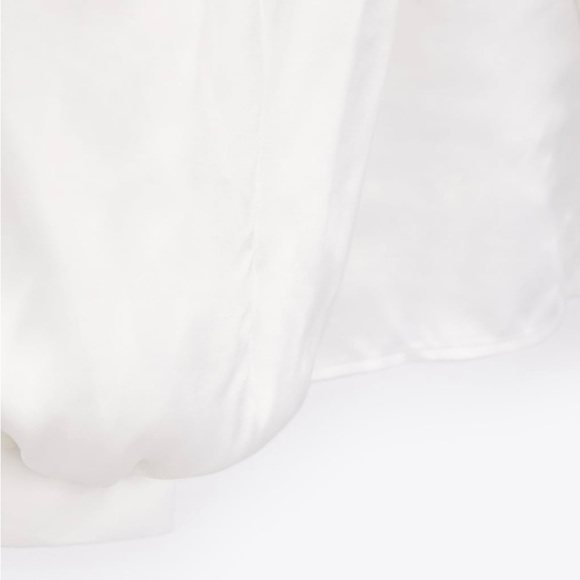 ZARA SATIN EFFECT BLOUSE CAPE SLEEVE STYLE SIZE M AND L COLOR OYSTER WHITE NWT - Picture 9 of 17